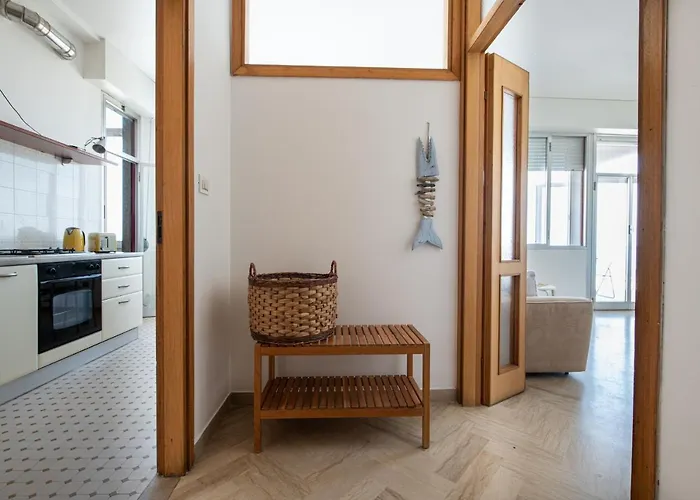 アパート Ventodue リミニ